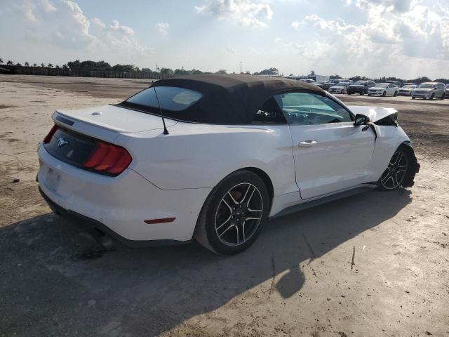 1FATP8UH0K5138835 - 2019 FORD MUSTANG WHITE photo 3