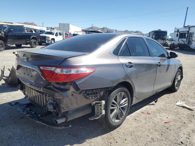 4T1BF1FK7HU687774 - 2017 TOYOTA CAMRY LE GRAY photo 3