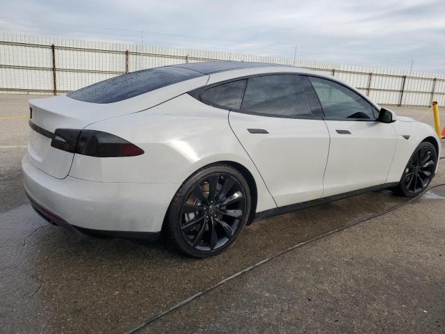 5YJSA1CP9DFP07027 - 2013 TESLA MODEL S WHITE photo 3