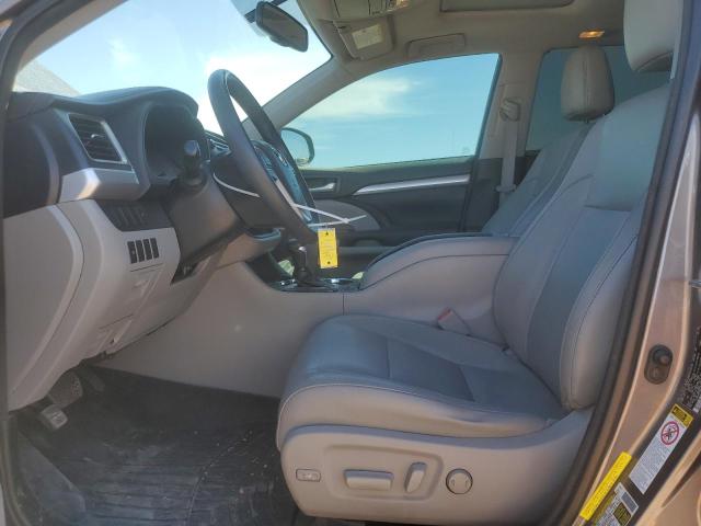 5TDKKRFH9GS154217 - 2016 TOYOTA HIGHLANDER XLE SILVER photo 7