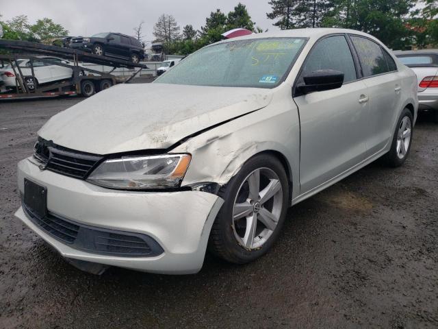 3VW1K7AJ1CM332090 - 2012 VOLKSWAGEN JETTA BASE 银色 照片 2