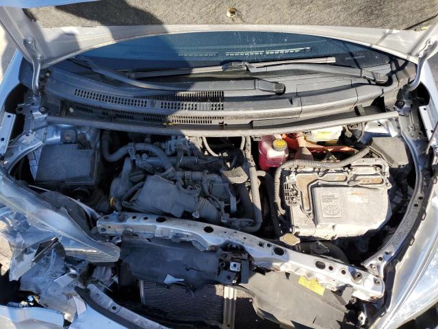 JTDKDTB39E1062584 - 2014 TOYOTA PRIUS C SILVER photo 11