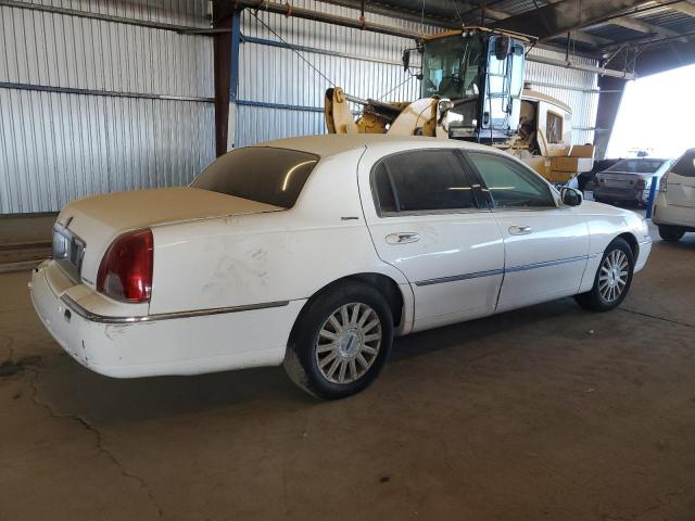 1LNHM81W34Y647746 - 2004 LINCOLN TOWN CAR EXECUTIVE Weiß Foto 3