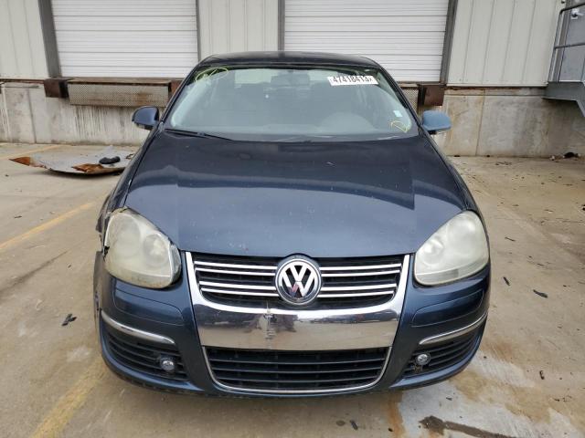 3VWPF71K15M633176 - 2005 VOLKSWAGEN NEW JETTA VALUE BLUE photo 5