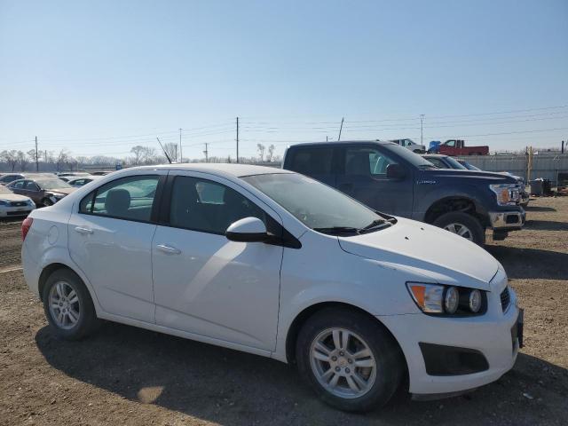 1G1JB5SH0C4176227 - 2012 CHEVROLET SONIC LS WHITE photo 4