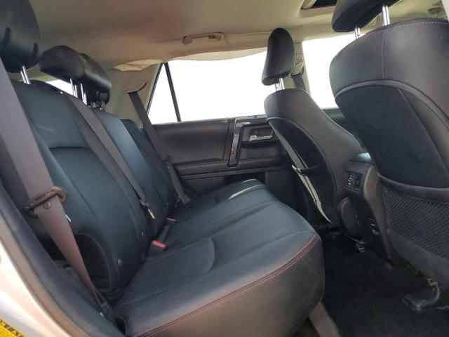 JTEBU5JR3G5342185 - 2016 TOYOTA 4RUNNER SR5/SR5 PREMIUM SILVER photo 11