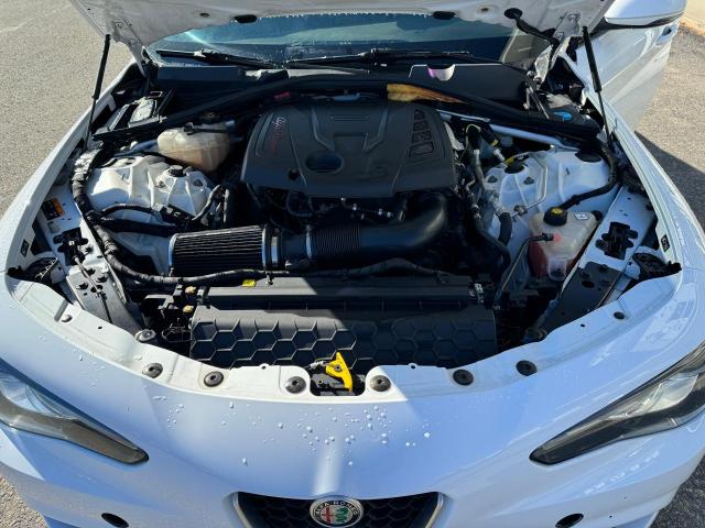 ZARFAEDN1H7536751 - 2017 ALFA ROMEO GIULIA Q4 WHITE photo 8