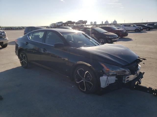 1N4BL4CV0RN313456 - 2024 NISSAN ALTIMA SR BLACK photo 4