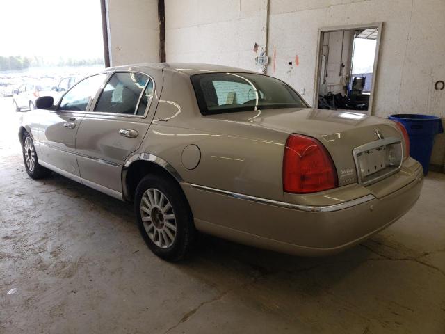 1LNHM81W74Y661908 - 2004 LINCOLN TOWN CAR EXECUTIVE BEIGE photo 2