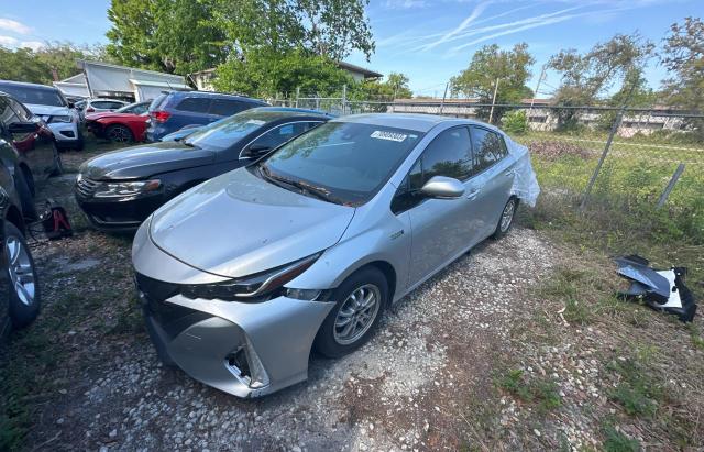 JTDKARFP1H3005961 - 2017 TOYOTA PRIUS PRIM 银色 照片 2