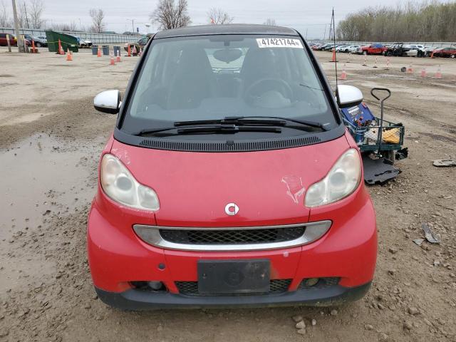 WMEEJ3BA6BK439092 - 2011 SMART FORTWO PURE RED photo 5