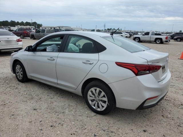 3KPC24A61NE184722 - 2022 HYUNDAI ACCENT SE SILVER photo 2