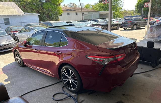 4T1B11HK9JU504473 - 2018 TOYOTA CAMRY L RED photo 3