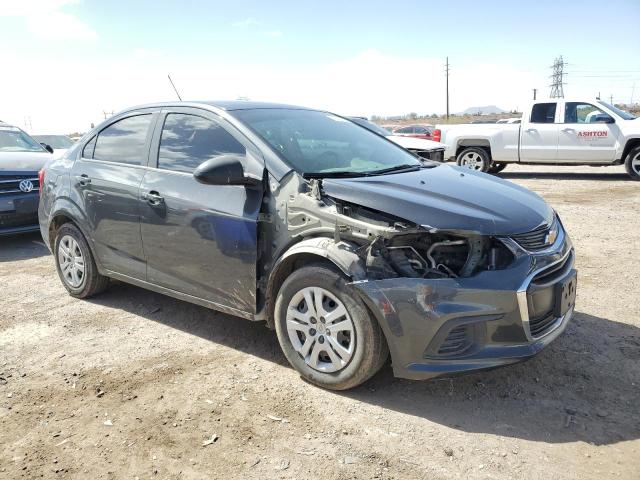 1G1JB5SB4K4102934 - 2019 CHEVROLET SONIC LS GRAY photo 4
