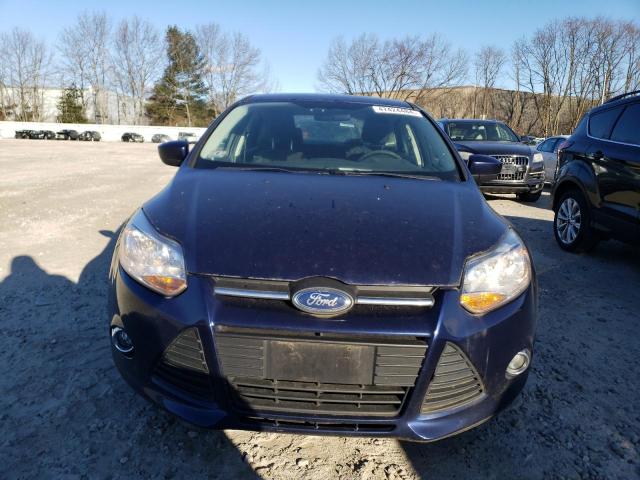 1FAHP3F24CL148671 - 2012 FORD FOCUS SE BLUE photo 5