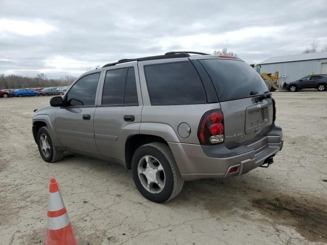 1GNDT13S972145586 - 2007 CHEVROLET TRAILBLAZE LS GRAY photo 2