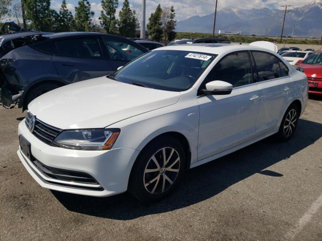 3VWDB7AJ5HM386593 - 2017 VOLKSWAGEN JETTA SE WHITE photo 1