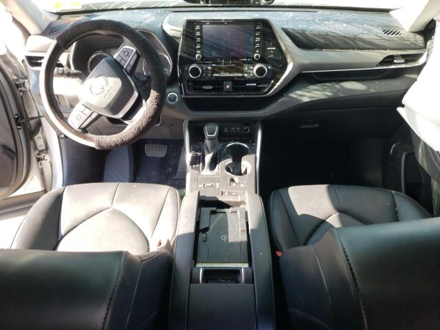 5TDHZRAH4NS115870 - 2022 TOYOTA HIGHLANDER XLE Gümüş foto 8