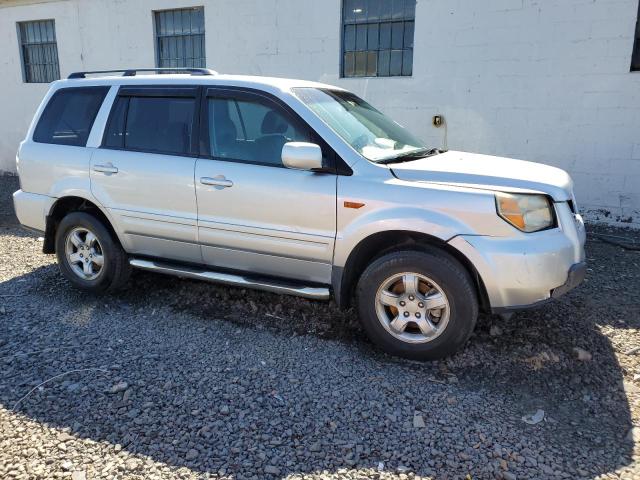 2HKYF18596H503688 - 2006 HONDA PILOT EX SILVER photo 4