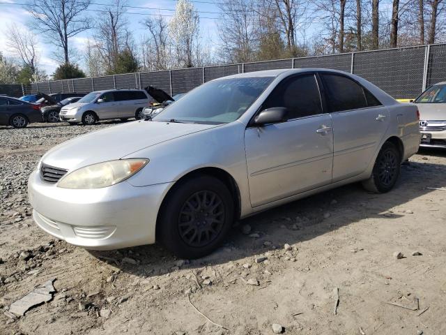 4T1BE32K15U088174 - 2005 TOYOTA CAMRY LE SILVER photo 1