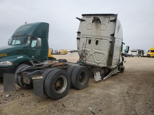 3AKJGLDR4HSHR1251 - 2017 FREIGHTLINER CASCADIA 1 WHITE photo 4