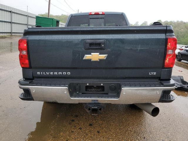 1GC4K0EY9JF104706 - 2018 CHEVROLET SILVERADO K3500 LTZ GRAY photo 6