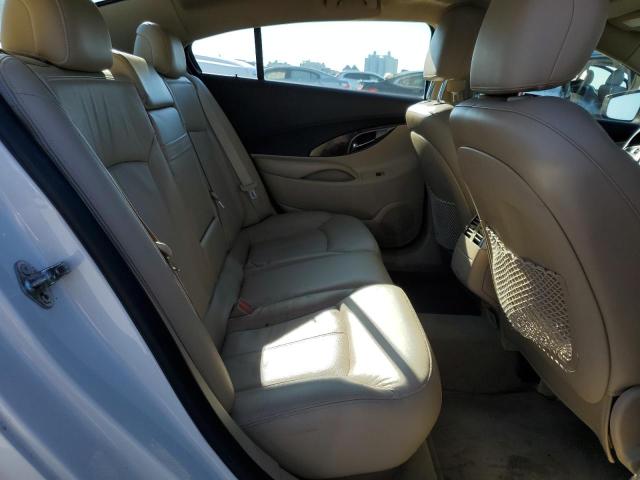 1G4GE5ED7BF383925 - 2011 BUICK LACROSSE CXS WHITE photo 10