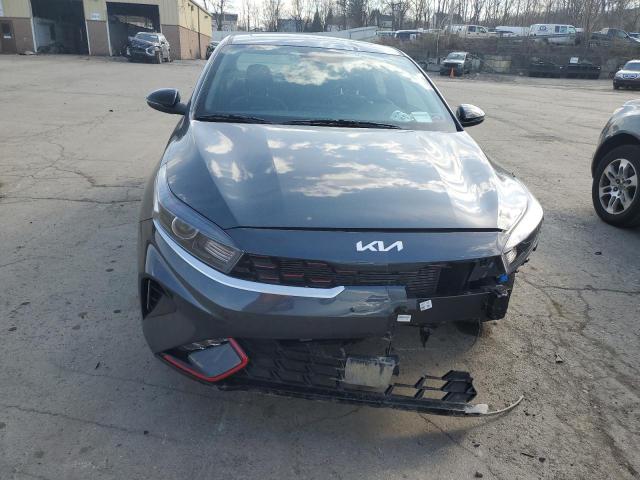 3KPF54AD8PE584685 - 2023 KIA FORTE GT LINE GRAY photo 5