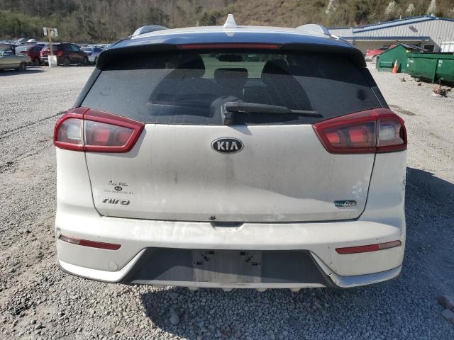 KNDCB3LC7H5039956 - 2017 KIA NIRO FE WHITE photo 6