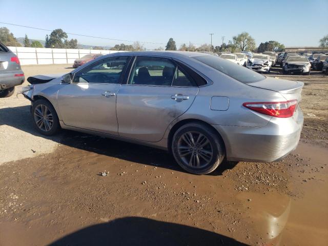 4T1BF1FK9GU508777 - 2016 TOYOTA CAMRY LE SILVER photo 2