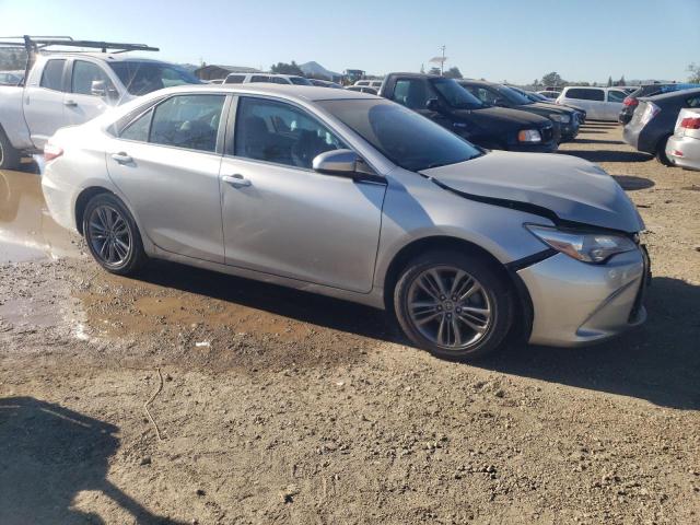 4T1BF1FK9GU508777 - 2016 TOYOTA CAMRY LE SILVER photo 4