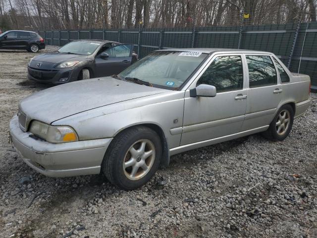 1999 VOLVO S70, 