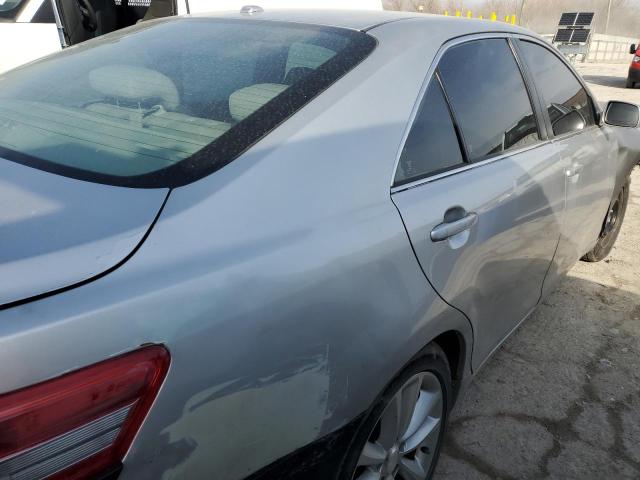 4T1BF3EKXAU071831 - 2010 TOYOTA CAMRY BASE 银色 照片 10