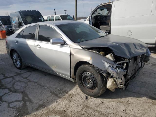 4T1BF3EKXAU071831 - 2010 TOYOTA CAMRY BASE 银色 照片 4