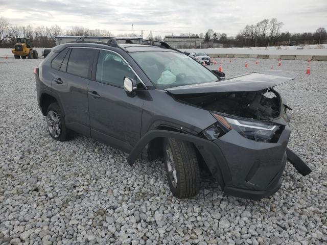 2T3P1RFV4NC323300 - 2022 TOYOTA RAV4 XLE GRAY photo 4