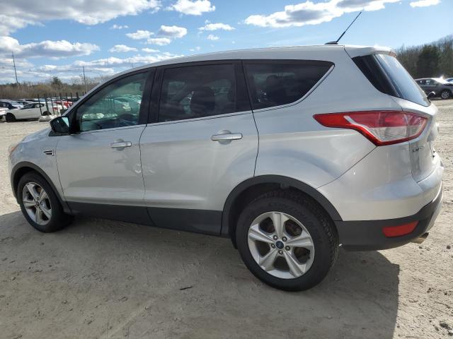 1FMCU9G97FUA32144 - 2015 FORD ESCAPE SE SILVER photo 2