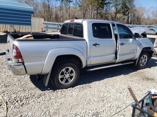 5TFJU4GN6CX018631 - 2012 TOYOTA TACOMA DOUBLE CAB PRERUNNER SILVER photo 3