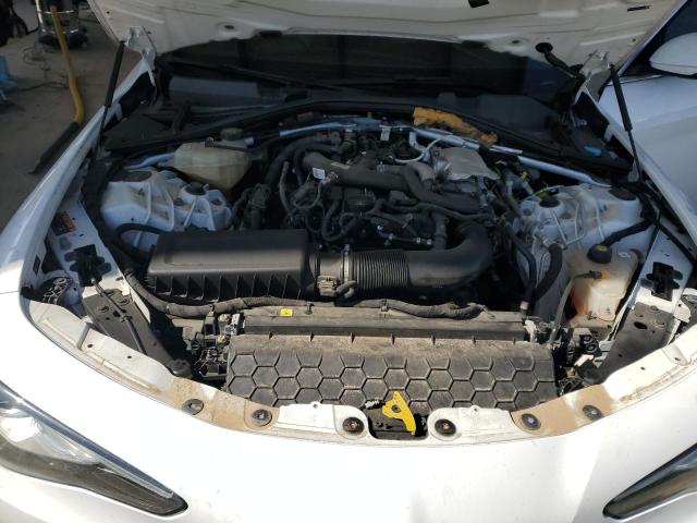 ZARFAEDN1H7535258 - 2017 ALFA ROMEO GIULIA Q4 白色 照片 11