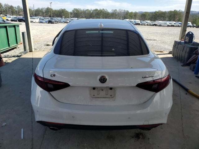 ZARFAEDN1H7535258 - 2017 ALFA ROMEO GIULIA Q4 白色 照片 6