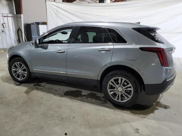 1GYKNCRS0PZ202885 - 2023 CADILLAC XT5 PREMIUM LUXURY GRAY photo 2