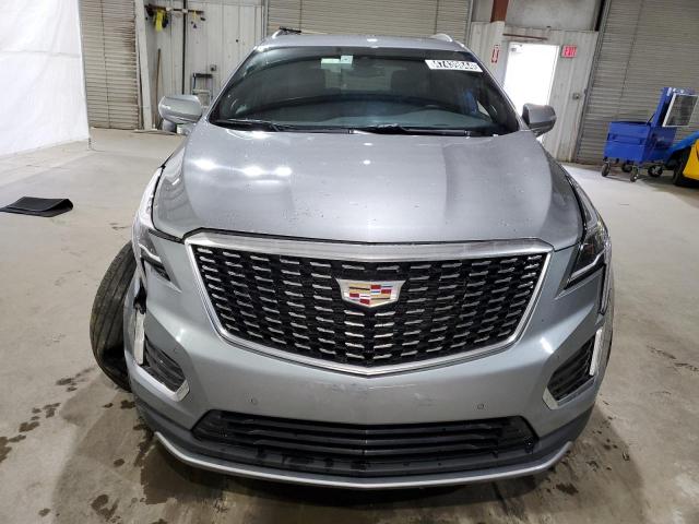 1GYKNCRS0PZ202885 - 2023 CADILLAC XT5 PREMIUM LUXURY GRAY photo 5