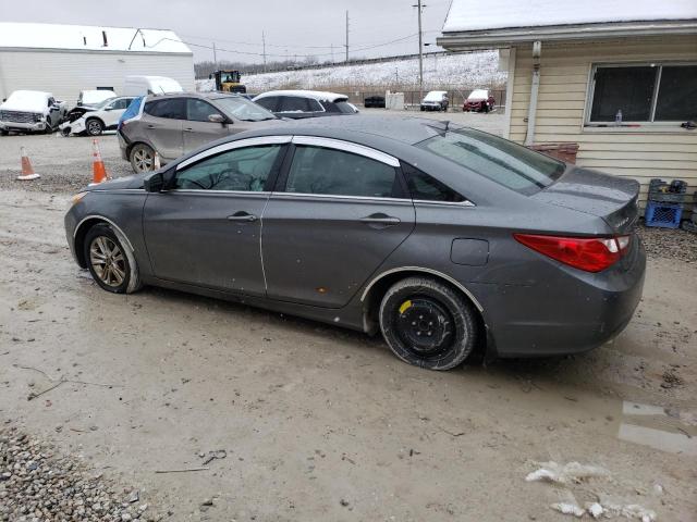 5NPEB4AC8DH717691 - 2013 HYUNDAI SONATA GLS GRAY photo 2