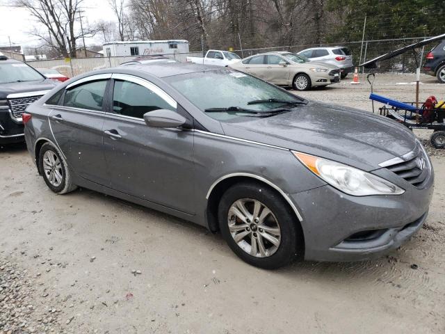 5NPEB4AC8DH717691 - 2013 HYUNDAI SONATA GLS GRAY photo 4