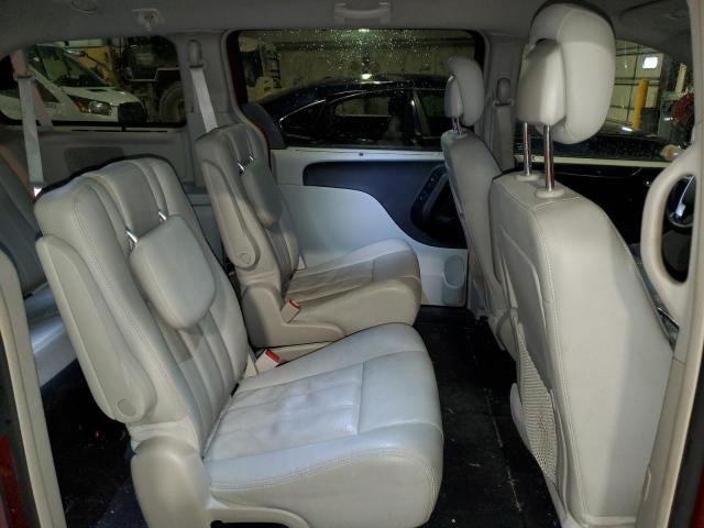 2C4RC1CG3FR547601 - 2015 CHRYSLER TOWN & COU TOURING L RED photo 11