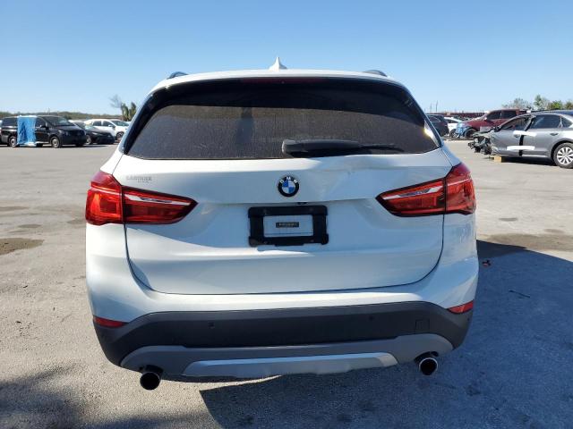 WBXHU7C30H5H37872 - 2017 BMW X1 SDRIVE28I WHITE photo 6