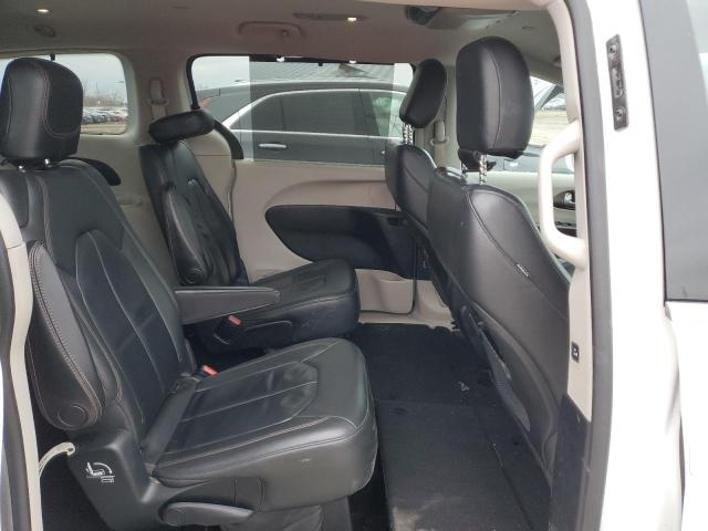 2C4RC1BG5HR656453 - 2017 CHRYSLER PACIFICA TOURING L WHITE photo 11