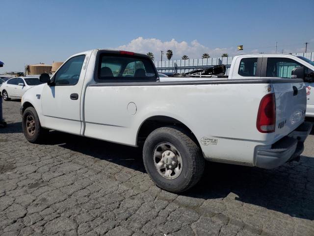 1FTPF17M61KB25795 - 2001 FORD F150 WHITE photo 2