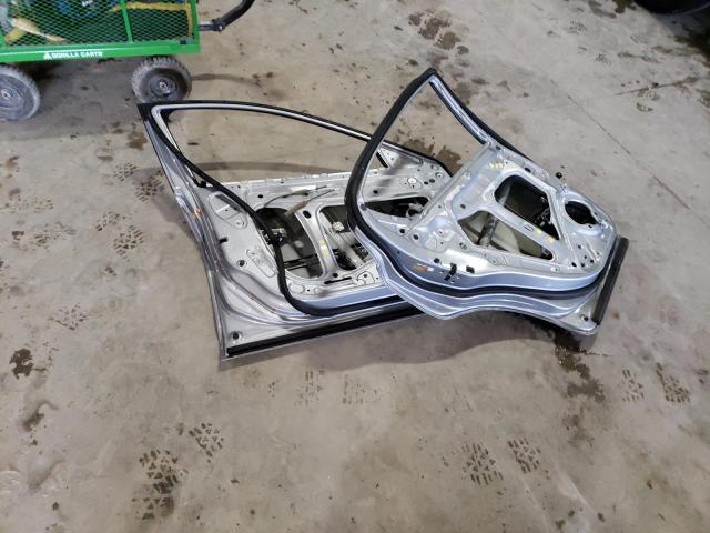 19UDE2F78KA008445 - 2019 ACURA ILX PREMIUM SILVER photo 12