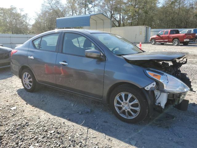 3N1CN7AP7JL878261 - 2018 NISSAN VERSA S GRAY photo 4