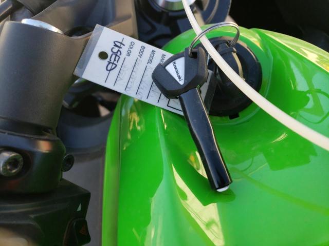 ML5EXER14PDA87489 - 2023 KAWASAKI EX650 R GREEN photo 8